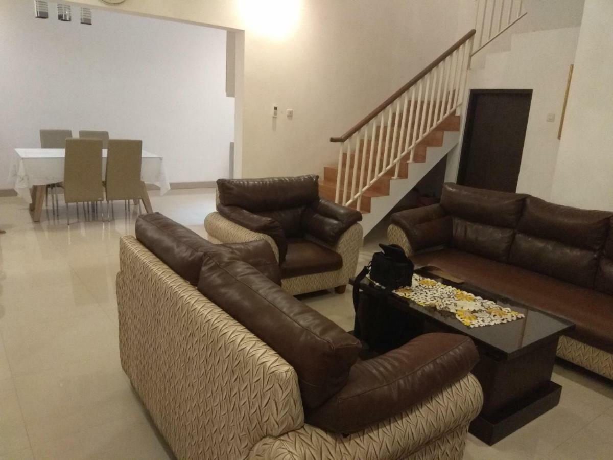 Fams Homestay By Fh Stay Yogyakarta Esterno foto